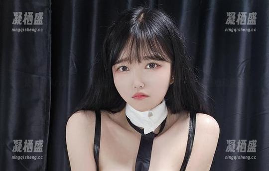 快瞧！Aram(아람)的连衣裙写真合集，随便一张都是心动瞬间