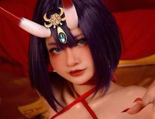 光影游戏：Azami的Jinx作品集，给你不一样的视觉刺激