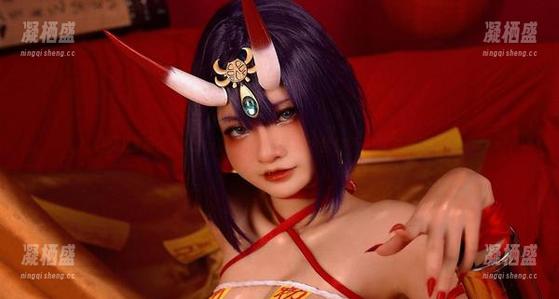 光影游戏：Azami的Jinx作品集，给你不一样的视觉刺激