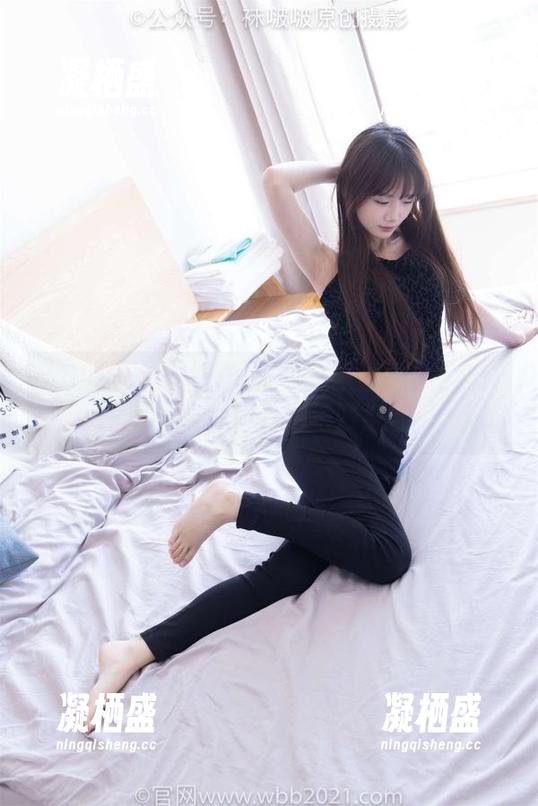 BoBoSocks袜啵啵 - 当芝士遇上板鞋：分享原图，看看这绝妙组合！