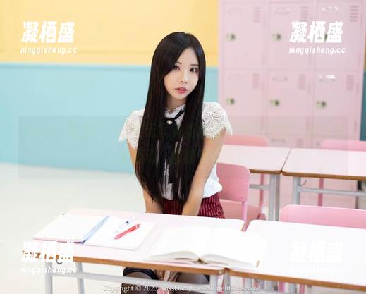Habin夏彬(하빈)用无圣光棉袜打破传统审美，别说你没心动，套图请速来！