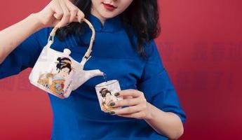 Ligui丽柜 - 美脚天使迪娅：我看过的定制图片，绝对被这双脚征服了！
