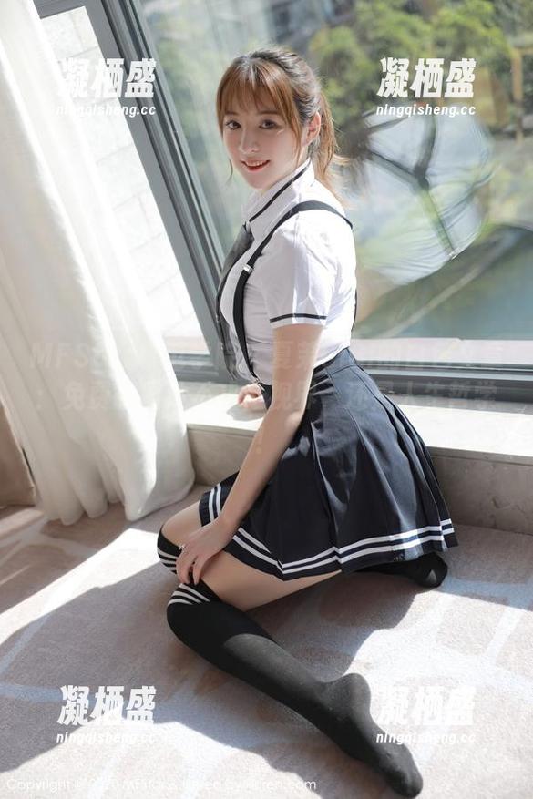 MFStar模范学院 - 夏茉GIGI的白色文章：免费的图片不止是视界，还是人生哲学！