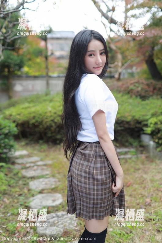MFStar模范学院 - 没想到露露Andrea的户外作品竟然还能这么免费，良心大作！