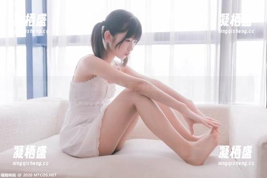 喵糖映画私拍：顾家的女友，让我默默咕哝“真好看”
