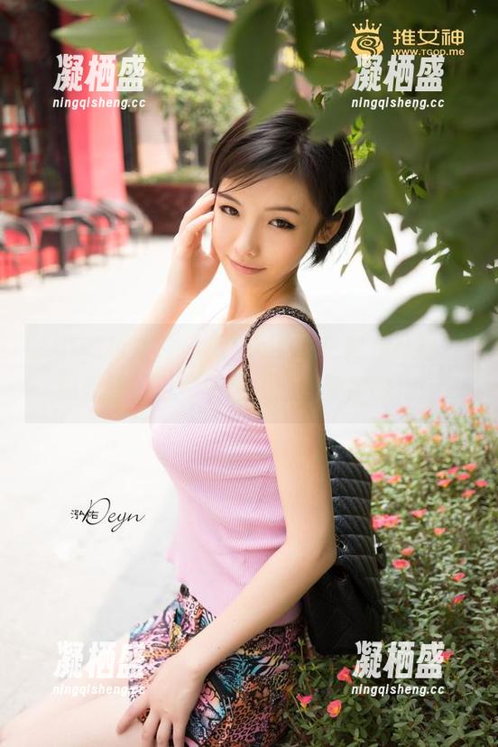 TGOD推女神-宛恩miyu TGOD推女神 - 宛恩miyu白衬衫私拍:原图里的温柔瞬间,心都要被融化!
