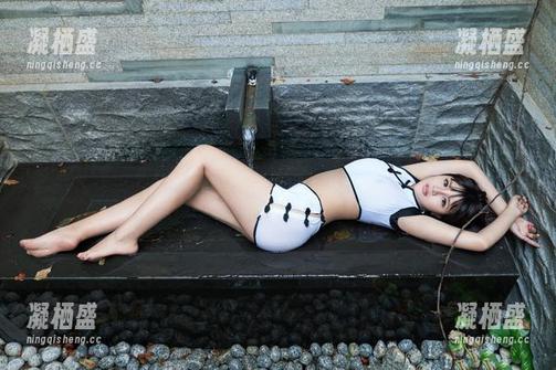 TuiGirl推女郎 - 在哈尼宝宝的厨房：高清图库见证厨娘的妙招！