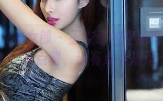 TuiGirl推女郎 - 王依萌的空姐写真图册：有点甜，还有点小挑逗