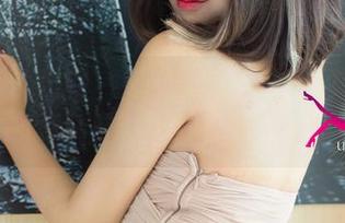UGirls尤果网 - 信悦儿的私拍合集——不只是个女孩的世界
