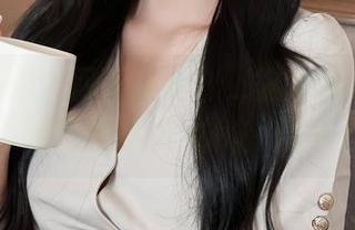 Xiuren秀人网 - BABY_柒定制写真：户外竟然能把我这么妆化，简直心动！