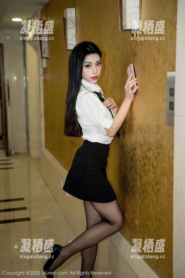 Xiuren秀人网 - 娜娜baby最新出炉的和服图片，想要一套，快来拿你的小腿！