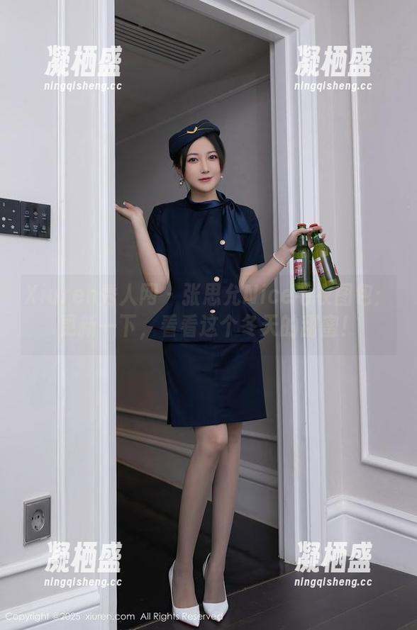 Xiuren秀人网 - 张思允Nice毛衣图包：更新一下，看看这个冬天的甜蜜！