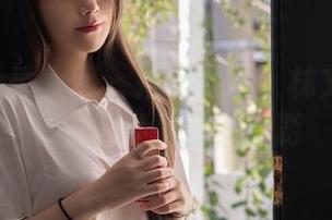 Xiuren秀人网 - 拂晓的白：林文文的秘书主题私拍资源漫游