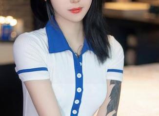Xiuren秀人网 - 米妮大萌萌：一件吊带带来的美图魔力
