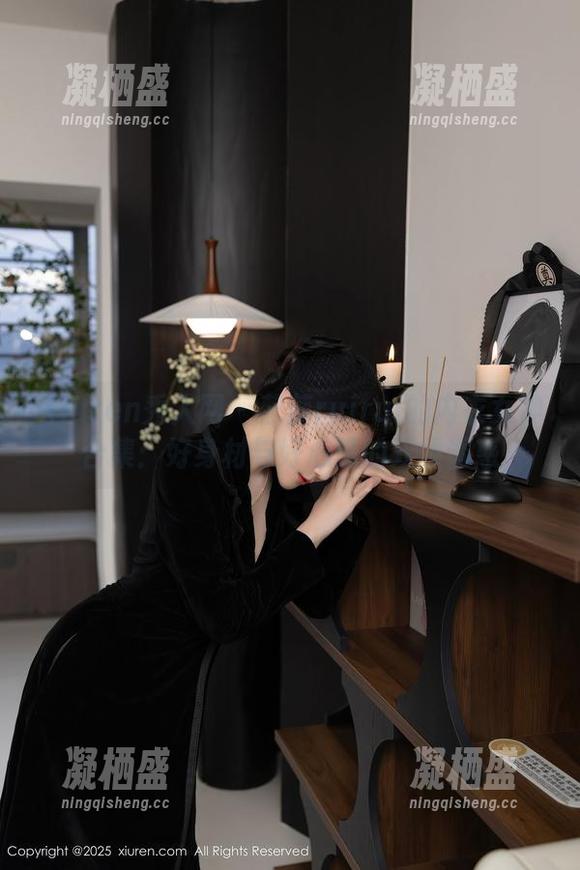 Xiuren秀人网 - 蕊蕊ruirui的内衣女神合集：好身材与好心情的双重诱惑