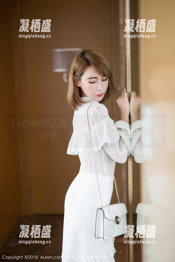 Xiuren秀人网 - 赵惟依coco姐姐的套图分享，温柔得让人眩晕。