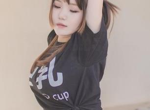 从Yoko宅夏女王的私拍看摄影的魅力与真实