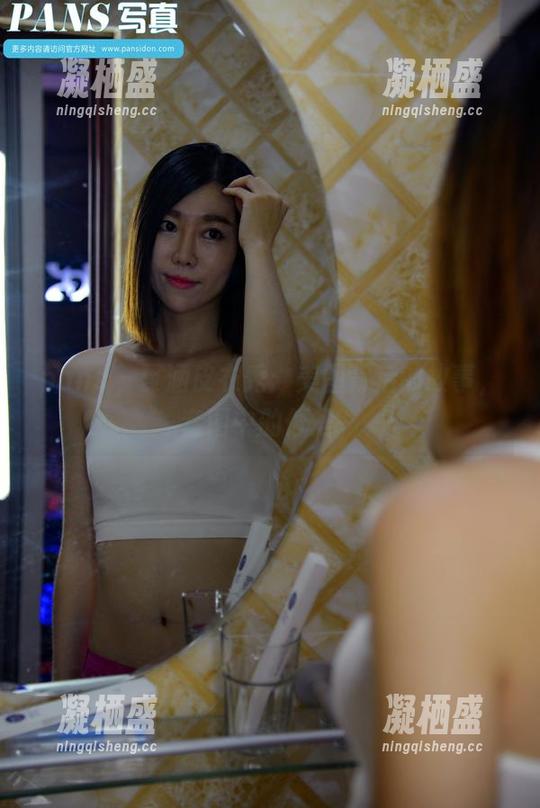 pans-夏涵 pans - 夏涵皮衣秀:美图背后的故事,套图中的低语~