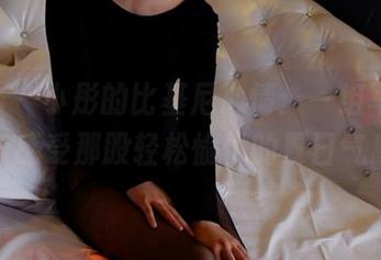 pans - 小彤的比基尼心情：一组写真图包，感受那股轻松愉悦的夏日气息！