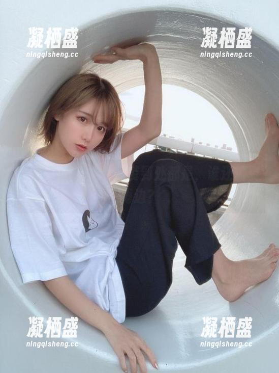 在线看けん研，泳装到处都是，谁还需要海边？