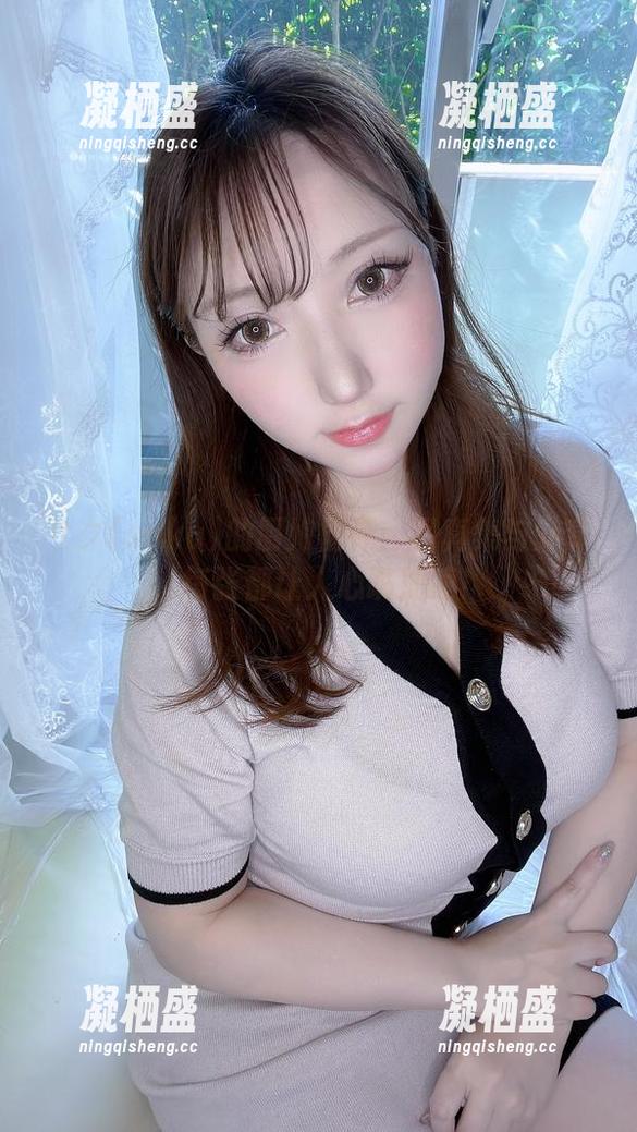 サク(saku)的厨娘情怀：写真集与分享，每张都让人心跳加速！