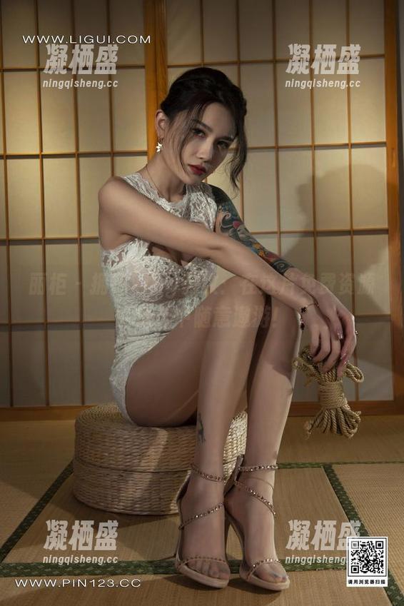 丽柜-xilly 丽柜 - 拥抱xilly豹纹:在这片免费资源的海洋中随意遨游!