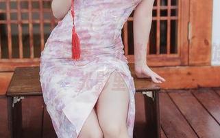 踩上“女神”写真，沉迷于仙女月的迷人光影里。
