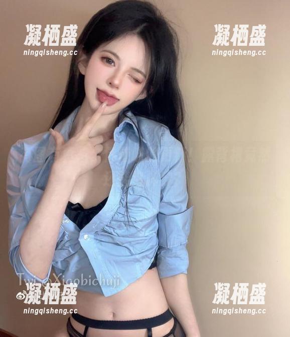 有图有真相，倦倦喵的更新！露背裙竟然还能这样穿？