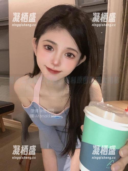 倦倦喵的秘密书包：福利原图整理大揭秘！