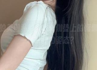 倦倦喵的美图私拍：在瑜伽垫上的慵懒，真是一种优雅的姿态？