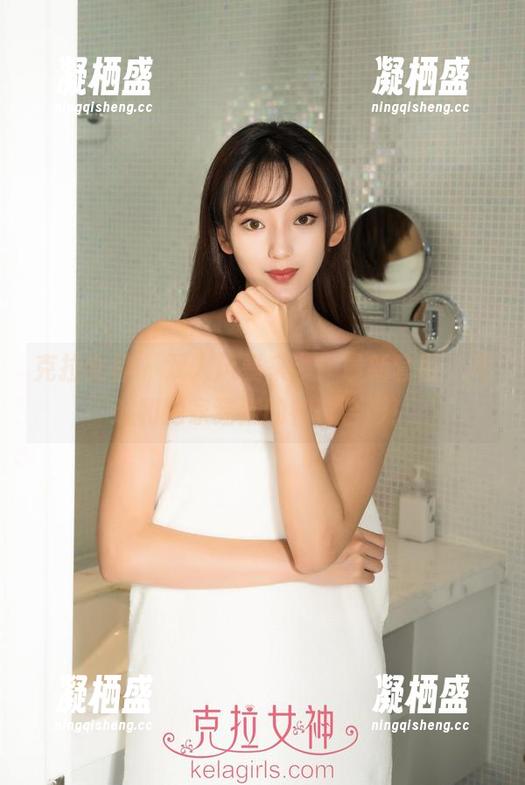 克拉女神 - 双人风暴来袭！最新套图，周迪和她家猫猫的神奇合影！