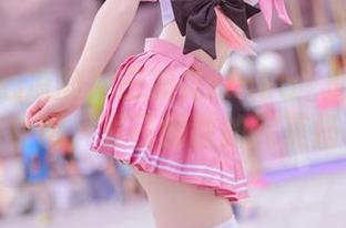 给你透心凉的冲田凛花rinka・加藤惠泳装版套图，夏日懒散的完美搭档！