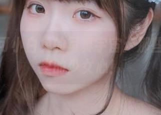 探索可可小白兔的写真宇宙：那些体操服里的少女心！