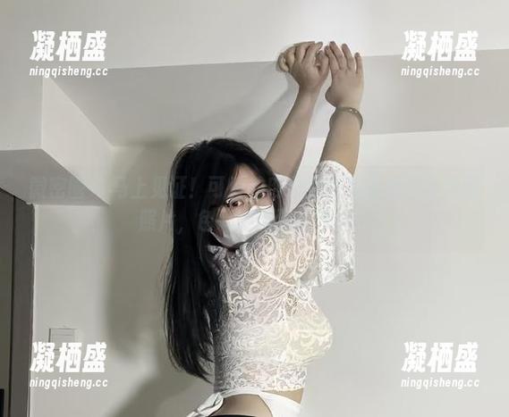 可爱的肉巴 微密圈 - 马上见证!可爱的肉巴姐妹花高清黑丝半腿照片,色彩饱满到你想捏!
