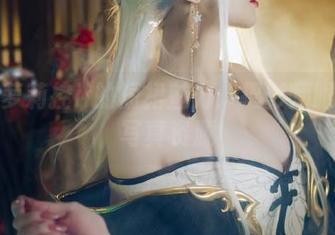 在下萝莉控ii的短裙魅力：摄影师眼中的写真资源