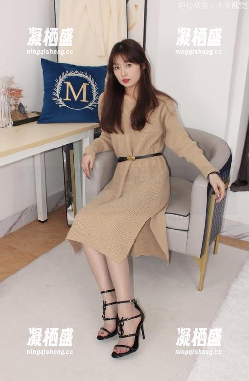 小众视觉 - 下载吧，惠子泳装写真！免费，无底线，只怕你不来！