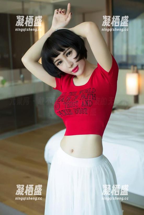 尤果网 - 敢不敢看？心儿女友的无圣光写真里藏着的情感
