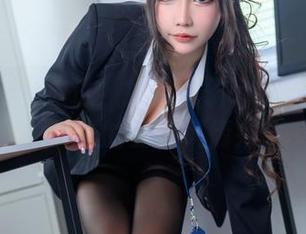 短裤资源大放送！抱走莫子aa带你领略不一样的夏日风情！