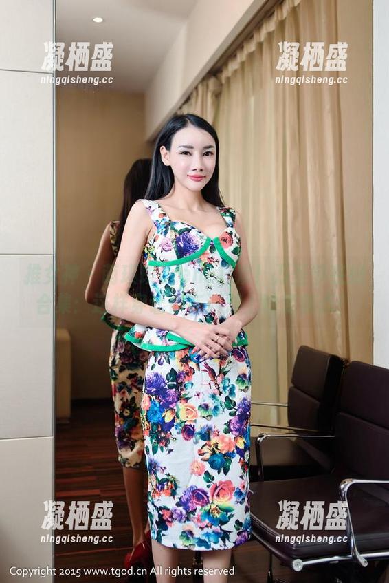 推女神 - 萌琪琪Lrene狂欢！万圣节在线合集：这样穿让你在派对上秒变焦点！