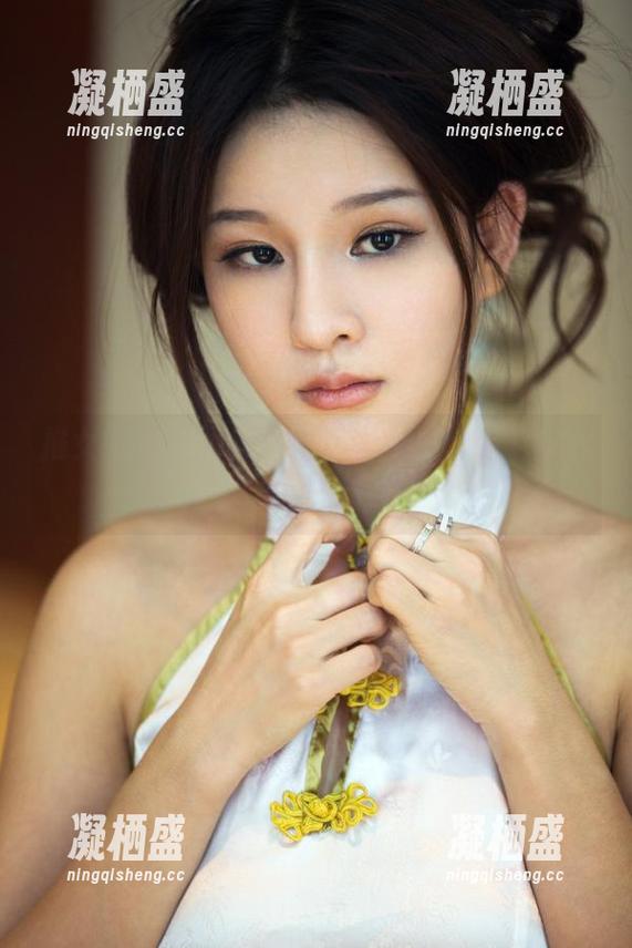 推女郎-李丽莎 推女郎 - 美图来了,李丽莎的套装能不能拯救你的审美疲劳?