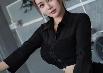 星颜社 - 图片随便翻，王俪丁呀的瑜伽真是动静皆宜！