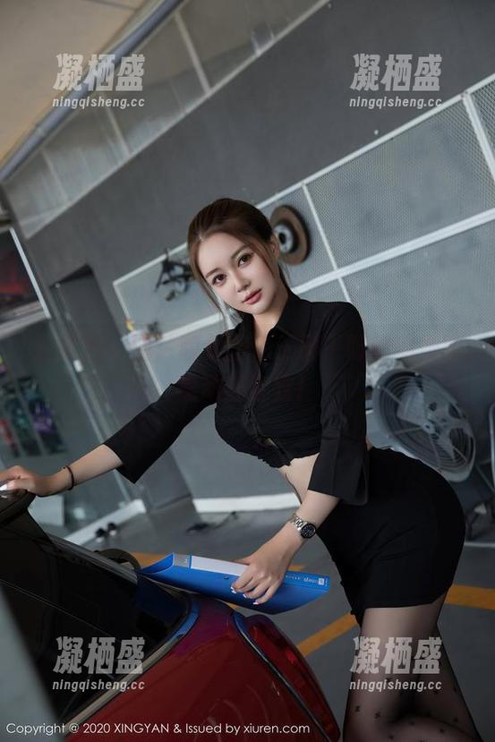 星颜社 - 图片随便翻，王俪丁呀的瑜伽真是动静皆宜！