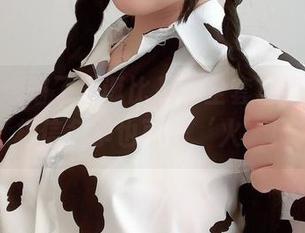 是一只废喵了圣诞比基尼全套写真，让你相信冬季也可以‘火’！