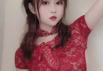 选皮衣？找是依酱呀的图库精选就对了，保证让你瞬间变身时尚达人！