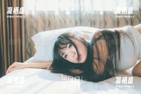 果团网 - 原图大放送！little贝壳喵穿皮衣的瞬间，像是走出了漫画！