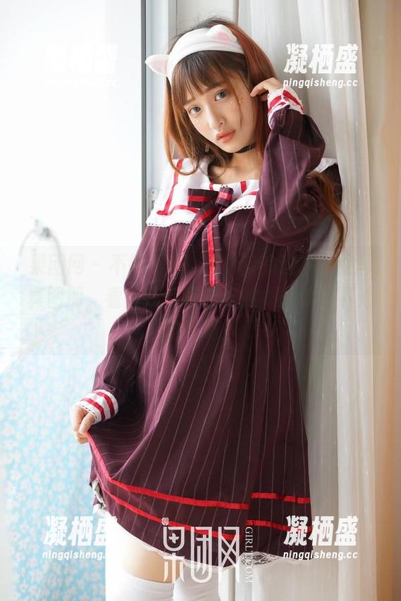 果团网 - 不得不说，龚玥菲的这本礼服写真图册，看得我心里痒痒的，想学一下她的气场！