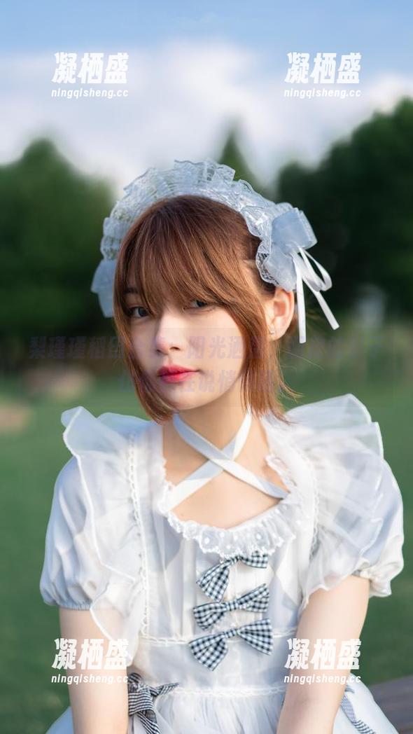 梨瑾瑾 梨瑾瑾稻田合集:阳光洒落,调皮的影子仿佛都在说悄悄话。