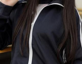 模范学院 - 运动中的诗诗kiki：高清美图，动人心弦