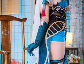 豹纹与自由：樱井小莜全套图集带你探索未知的热情！