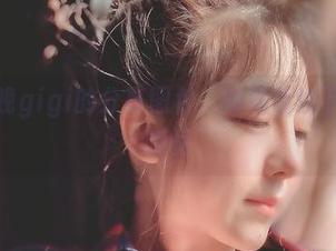 来看樱晚gigi的分享图包：珍珠蕾丝下的温柔瞬间
